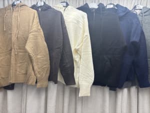 sweterek ala bluza z suwakiem 