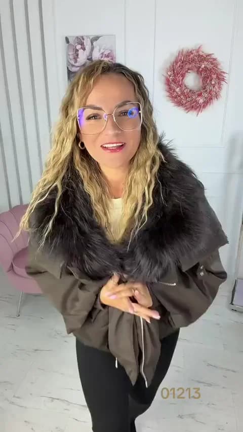 Kurtka oversize wypełniona kaczym puchem z odpinanym lisem 9158 (31)  8G