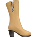 👢
